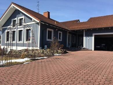 Bungalow zum Kauf provisionsfrei 349.000 € 6 Zimmer 180 m² 1.000 m² Grundstück Bühlstr. 18 Feilitzsch Feilitzsch 95183