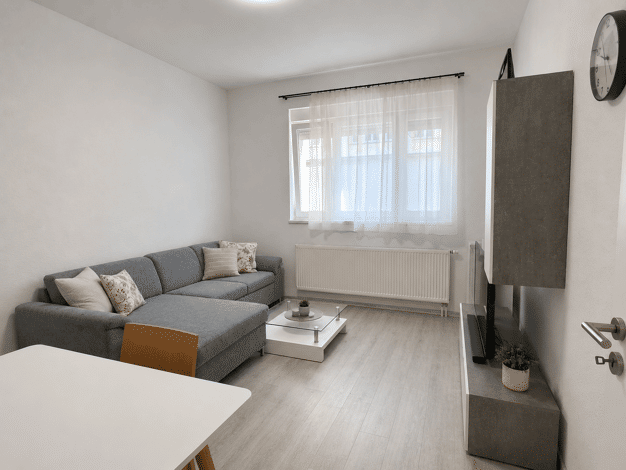 Wohnung zur Miete 690 € 2 Zimmer 50 m² EG St Johannis Weiterer Innenstadtgürtel West / Nord / Ost 90419