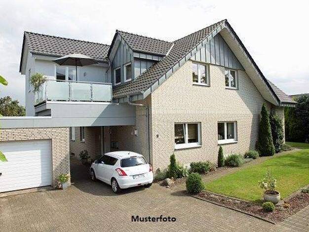 Mehrfamilienhaus zum Kauf 512.000 € 460 m² 12.380 m² Grundstück Oesterweg Versmold 33775
