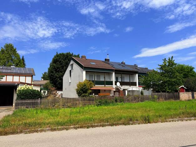 Reihenendhaus zum Kauf 458.000 € 6 Zimmer 138 m² 359 m² Grundstück frei ab 01.10.2026 Nelkenstraße 1 Waldfrieden Töging a.Inn 84513