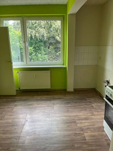 Wohnung zur Miete 300 € 2 Zimmer 54,7 m² frei ab 01.07.2025 Wasserstraße 13 Ivenack Ivenack 17153
