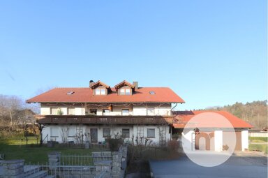 Mehrfamilienhaus zum Kauf 699.000 € 16 Zimmer 413,6 m² 1.046 m² Grundstück Manzing Hengersberg 94491