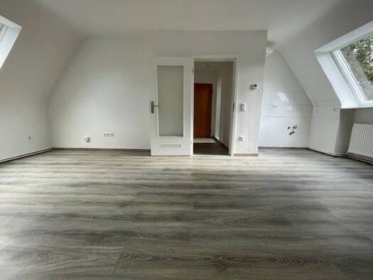 Wohnung zur Miete 339 € 1 Zimmer 35 m² 3. Geschoss Graudenzer Straße 29 Fedderwardergroden Wilhelmshaven 26388