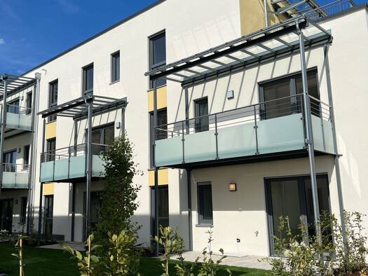 Wohnung zur Miete - Erstbezug 900 € 2 Zimmer 64 m² Geschoss 1/2 frei ab sofort Abensberg 93326