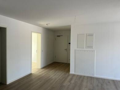 Wohnung zur Miete 950 € 3 Zimmer 68 m² Dachgeschoss, 2. Geschoss frei ab sofort Kasernen West Bamberg 96052