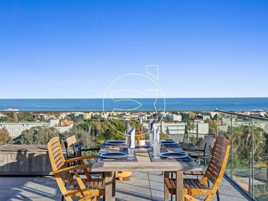 Wohnung zum Kauf 920.000 € 3 Zimmer 92,6 m² Vieille Ville Antibes 06600