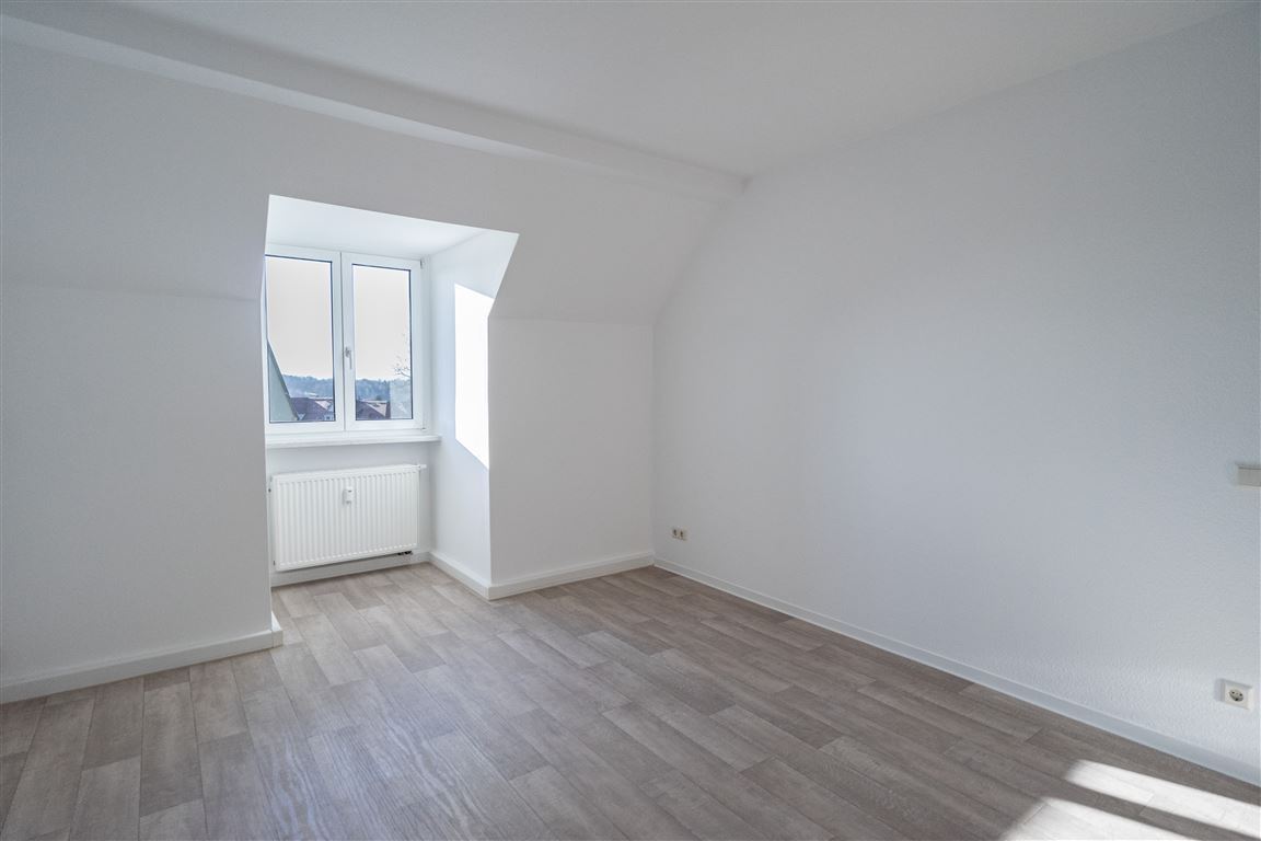 Wohnung zur Miete 282 € 2 Zimmer 48,6 m²<br/>Wohnfläche 2.<br/>Geschoss Eichendorffstraße 9 Ebersdorf 140 Chemnitz 09131