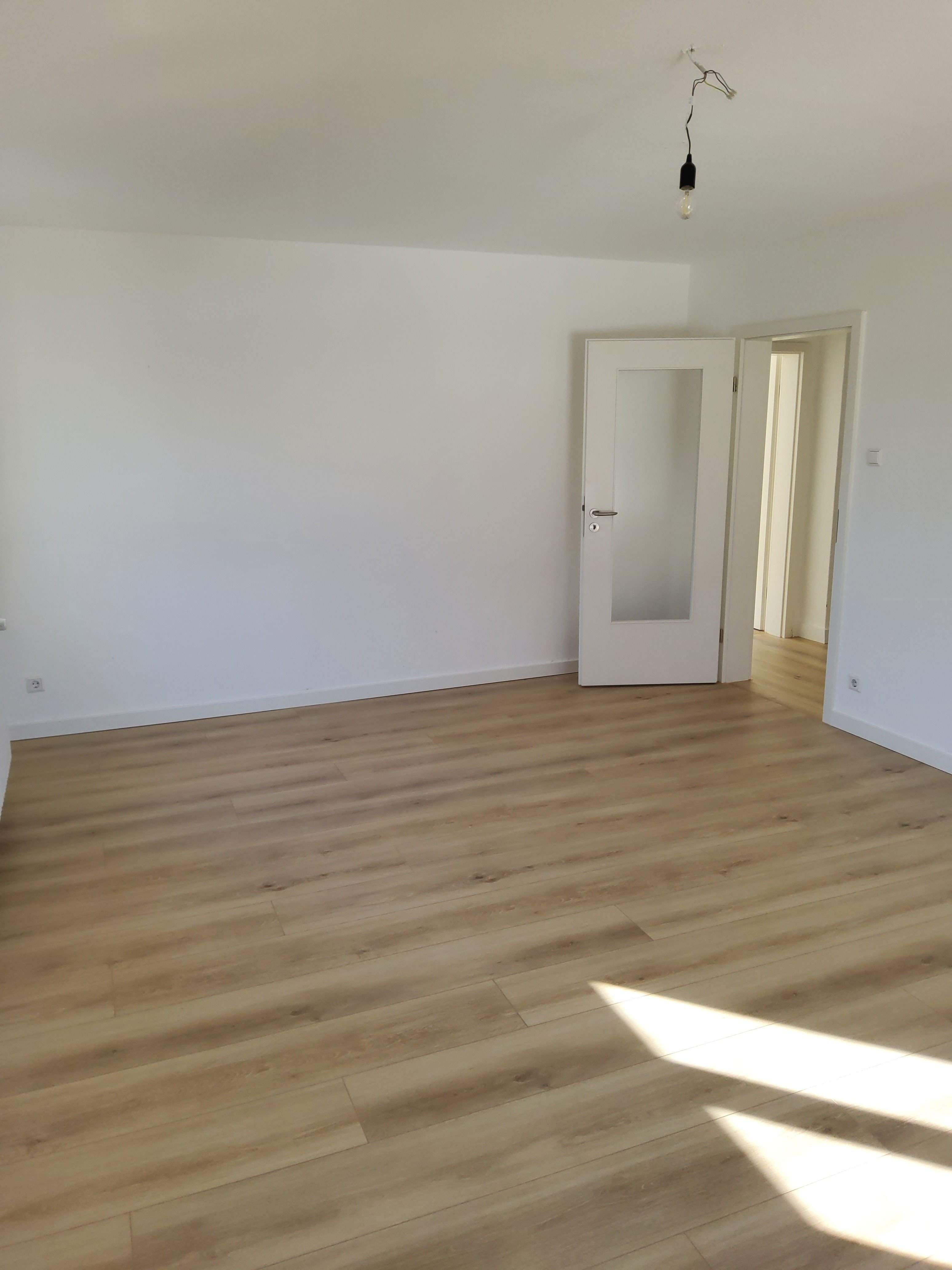 Wohnung zur Miete 1.480 € 4 Zimmer 101 m²<br/>Wohnfläche 2.<br/>Geschoss Botnang - Süd Stuttgart 70195