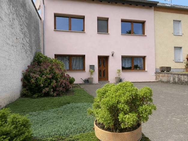 Reihenmittelhaus zum Kauf 259.000 € 5 Zimmer 173 m² 496 m² Grundstück Eisenach 54298
