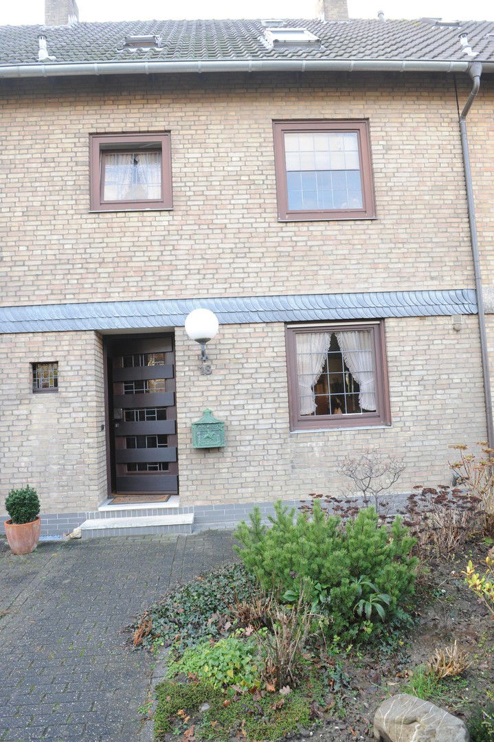 Reihenmittelhaus zum Kauf provisionsfrei 290.000 € 6 Zimmer 140 m²<br/>Wohnfläche 210 m²<br/>Grundstück Fischeln - West Krefeld 47807