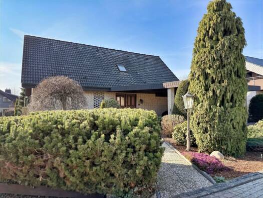 Wohnung zur Miete 490 € 2 Zimmer 62,9 m² frei ab sofort Enger 32130