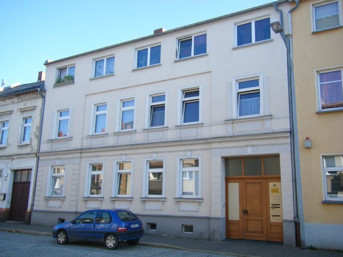 Wohnung zur Miete 400 € 3 Zimmer 72,8 m²<br/>Wohnfläche 1.<br/>Geschoss 01.05.2025<br/>Verfügbarkeit Greizer Straße 81 Zeulenroda Zeulenroda-Triebes 07937