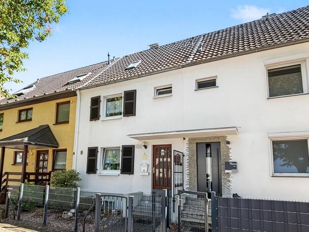 Reihenmittelhaus zum Kauf 295.000 € 5 Zimmer 97,5 m² 200 m² Grundstück frei ab sofort Wiesdorf Leverkusen 51373