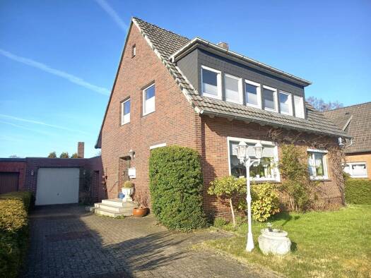 Einfamilienhaus zum Kauf 349.000 € 6 Zimmer 181,2 m² 910 m² Grundstück Petersfehn I Bad Zwischenahn 26160
