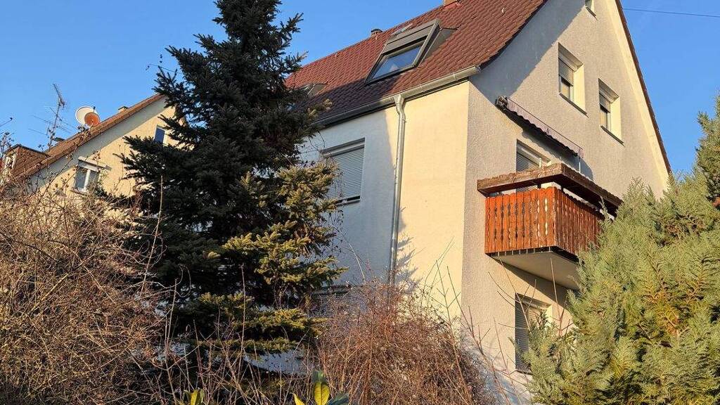 Mehrfamilienhaus zum Kauf 620.000 € 9 Zimmer 174 m² 289 m² Grundstück Bad Cannstatt Stuttgart 70374