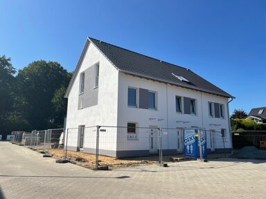 Reihenendhaus zum Kauf provisionsfrei 499.900 € 5,5 Zimmer 141 m² 224 m² Grundstück frei ab 01.12.2024 Eichenstraße 24 Eckel Rosengarten / Eckel 21224