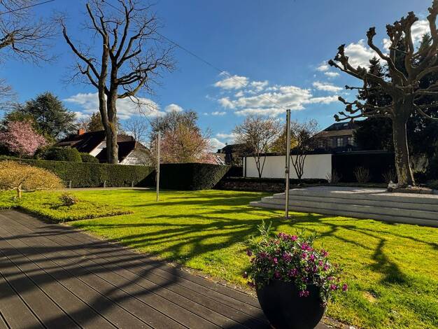 Einfamilienhaus zum Kauf 2.990.000 € 7 Zimmer 300 m² 1.022 m² Grundstück Dornholzhausen Bad Homburg vor der Höhe 61350