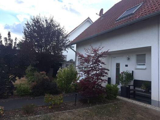 Doppelhaushälfte zur Miete 1.250 € 4 Zimmer 123 m² 355 m² Grundstück frei ab 01.11.2026 Westerhausen Hennef (Sieg) 53773