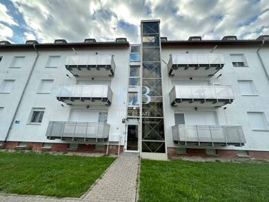 Wohnung zum Kauf 123.500 € 3 Zimmer 65 m² Dachgeschoss, 3. Geschoss Zweibrücken Zweibrücken 66482