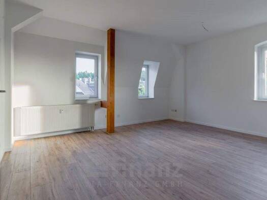 Wohnung zur Miete 392 € 4 Zimmer 71,3 m² Friedrich-Engels-Straße 61 Hohenstein-Ernstthal 09337