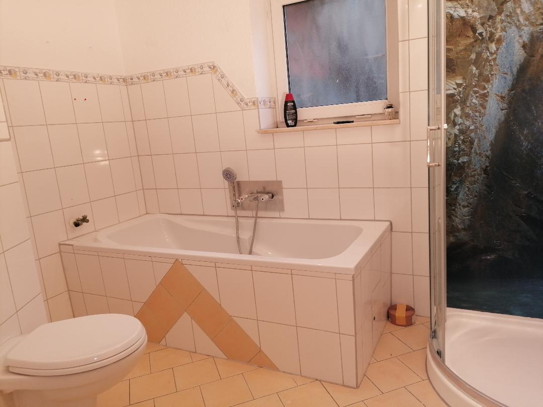 Einfamilienhaus zum Kauf als Kapitalanlage geeignet 148.000 € 5 Zimmer 120 m²<br/>Wohnfläche 264 m²<br/>Grundstück Lengfurt Triefenstein 97855