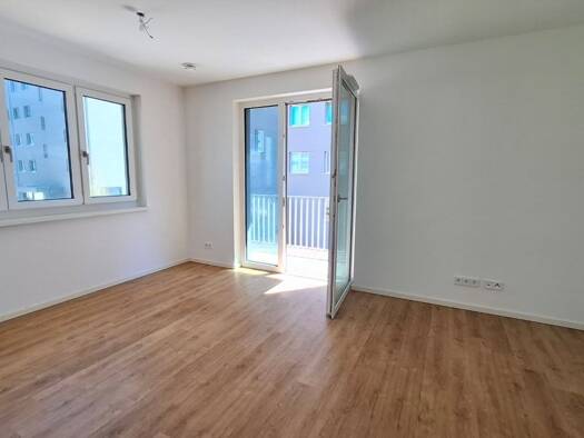 Wohnung zur Miete 1.204 € 3 Zimmer 75,3 m² 1. Geschoss Brigitte-Reimann-Straße 13 Hellersdorf Marzahn-Hellersdorf 12629