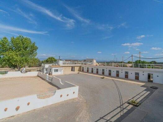 Landhaus zum Kauf 1.600.000 € 5.785 m² Grundstück Arenal