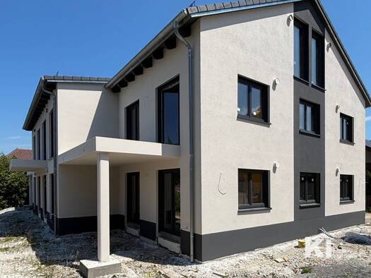 Wohnung zum Kauf - Erstbezug provisionsfrei 291.600 € 2 Zimmer 75 m² EG frei ab 01.04.2027 Roding Roding 93426