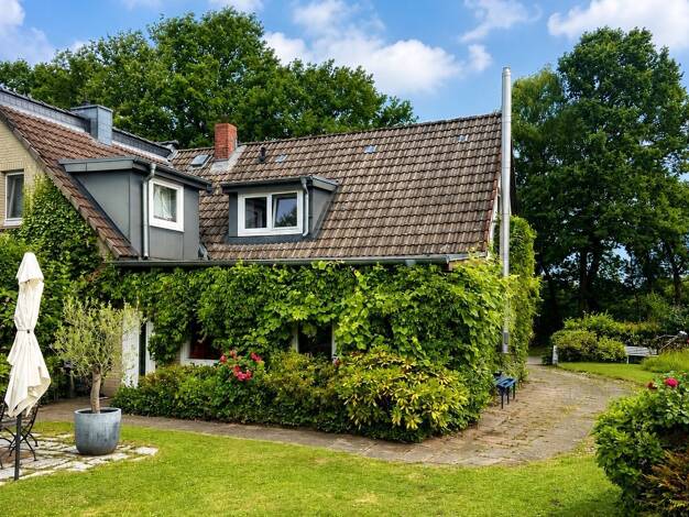Doppelhaushälfte zum Kauf 499.000 € 5 Zimmer 120,2 m² 419 m² Grundstück Poppenbüttel Hamburg 22399