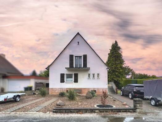 Einfamilienhaus zum Kauf 169.000 € 5 Zimmer 145,2 m² 883 m² Grundstück Östrum Bad Salzdetfurth 31162