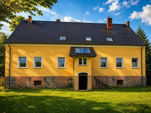 Einfamilienhaus zum Kauf 549.000 € 7 Zimmer 260 m² 8.984 m² Grundstück Gutengermendorf Löwenberger Land 16775