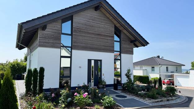 Haus zur Miete 2.299 € 4,5 Zimmer 150 m² frei ab 01.10.2025 Dörnberg Habichtswald 34317