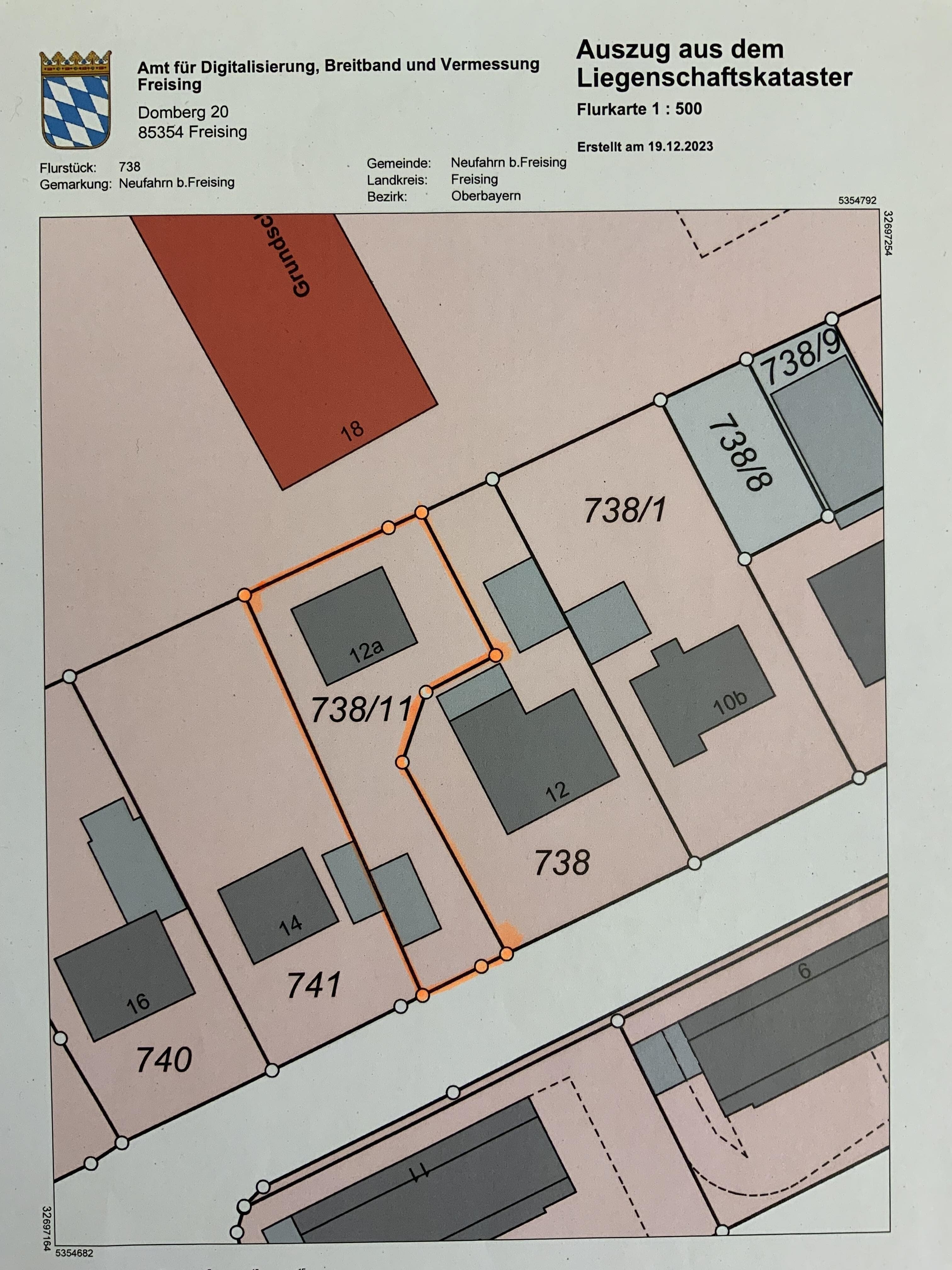 Einfamilienhaus zum Kauf 995.000 € 9 Zimmer 125,7 m²<br/>Wohnfläche 659 m²<br/>Grundstück Neufahrn Neufahrn 85375