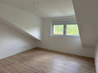 Wohnung zur Miete 1.350 € 3 Zimmer 97,6 m² Geschoss 2/2 frei ab 01.07.2025 Roth Roth 91154