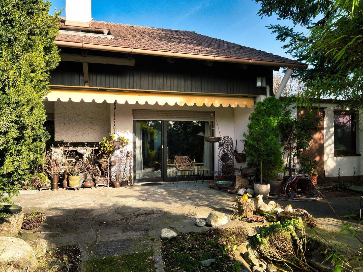 Immobilie in Mauerstetten - Ihr neues Zuhause-  Kurzfristig freie Doppelhaushälfte- Gelegenheit für Selbstrenovierer - Bild 1