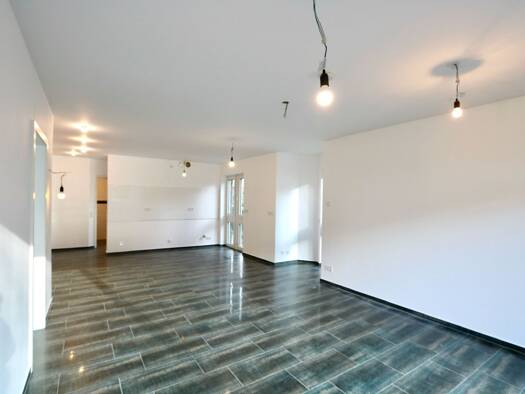 Terrassenwohnung zur Miete 840 € 2,5 Zimmer 84 m² Geschoss EG/3 frei ab 01.05.2026 Engelskirchen-Loope Engelskirchen 51766