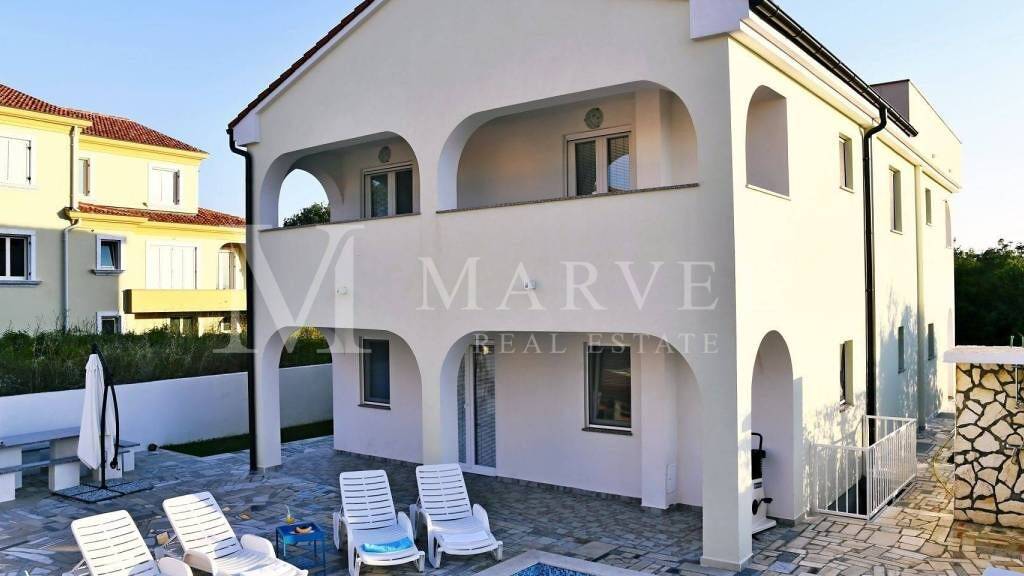 Haus zum Kauf 1.400.000 € 23 Zimmer 475 m² Malinska-Dubasnica