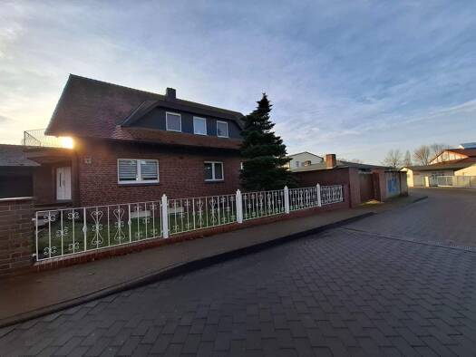 Einfamilienhaus zum Kauf 385.000 € 5 Zimmer 250 m² 750 m² Grundstück frei ab sofort Seehausen 39615