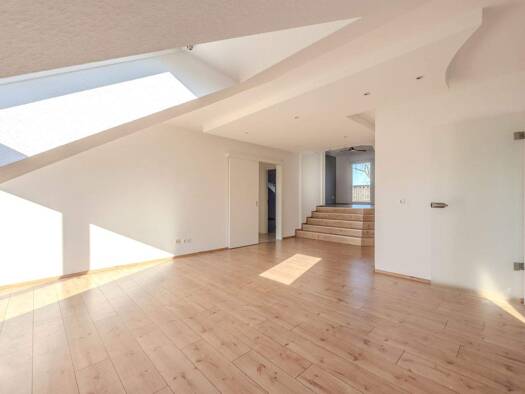Wohnung zum Kauf 599.500 € 4 Zimmer 133 m² Niederrad Frankfurt am Main 60528