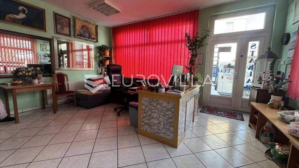 Büro zum Kauf 250.000 € Donji grad Donji grad, Jug II, Tenja