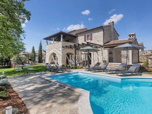 Einfamilienhaus zum Kauf 950.000 € 4 Zimmer 300 m² Poreč Poreč 52440