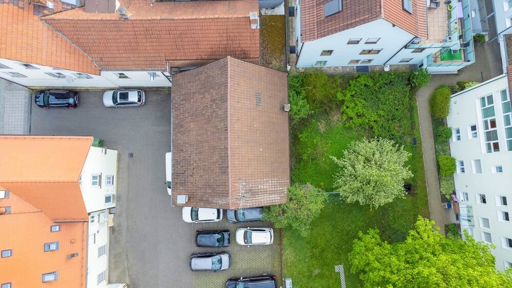 Property thumbnail 11