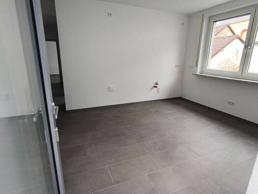 Maisonette zur Miete 1.350 € 5 Zimmer 138 m² 2 Geschosse frei ab sofort Holsthum 54668
