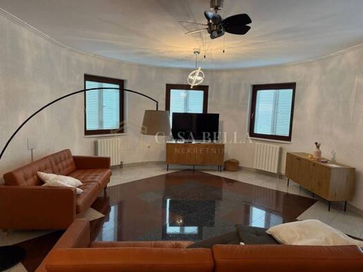 Wohnung zur Miete 2.400 € 5 Zimmer 180 m² 1. Geschoss Icici, Opatija - Okolica Ičići