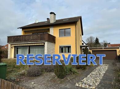 Mehrfamilienhaus zum Kauf 7 Zimmer 188 m² 679 m² Grundstück frei ab sofort Mühlweg 11 Uttenreuth Uttenreuth 91080