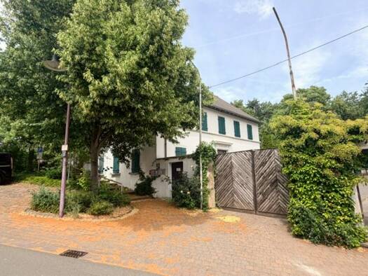 Einfamilienhaus zur Miete 1.300 € 8 Zimmer 177 m² 350 m² Grundstück frei ab 01.10.2026 Albisheim 67308