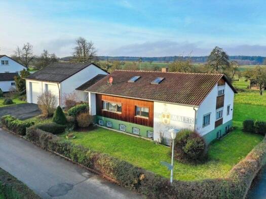 Einfamilienhaus zum Kauf 365.000 € 8,5 Zimmer 185 m² 1.140 m² Grundstück Trillfingen Haigerloch 72401