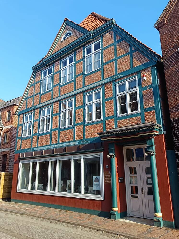 Mehrfamilienhaus zum Kauf, Wilster