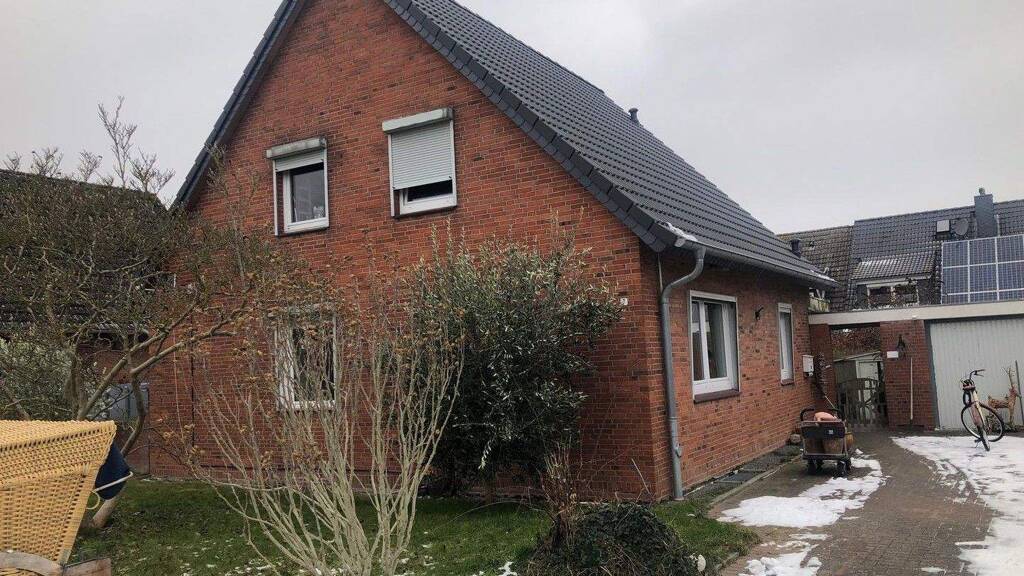 Einfamilienhaus zum Kauf provisionsfrei 450.000 € 5 Zimmer 122 m² 584 m² Grundstück Meisenweg 7 Burg auf Fehmarn Fehmarn/Burg 23769