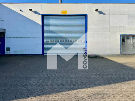 Lagerhalle zur Miete 12.500 € teilbar ab 830 m² Köln 51149